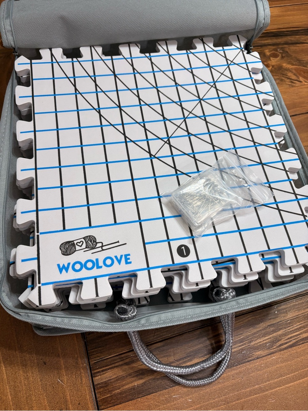 Woolove Knitting Blocking Foam Boards w large circles & pins
